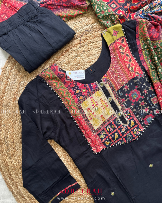 Soft Muslin Silk Kurta Set with Gamthi Patch & Hand Embroidery